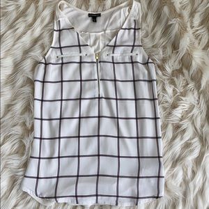 Express sleeveless blouse size medium